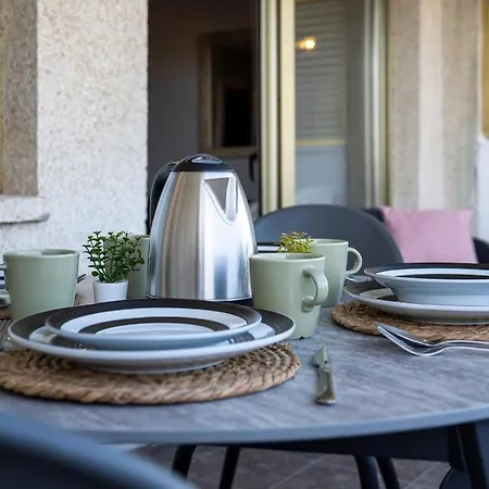 Salou Penthouse Apt With Pool & Beach - Ac - Wifi Apartment *