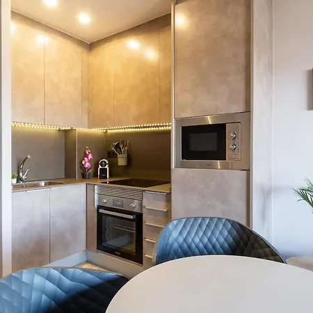 Salou Penthouse Apt With Pool & Beach - Ac - Wifi * Salou