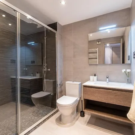 Salou Penthouse Apt With Pool & Beach - Ac - Wifi * Salou